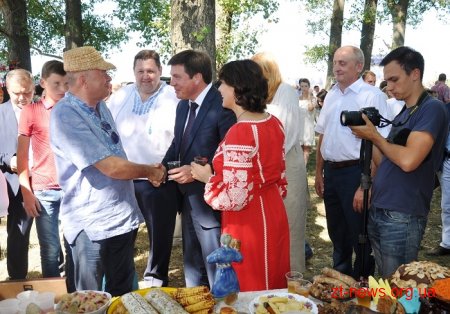 Всеукраїнський фестиваль льону на Коростенщині