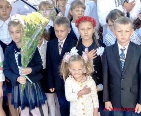 У Черняхівському районі відкрили нову школу