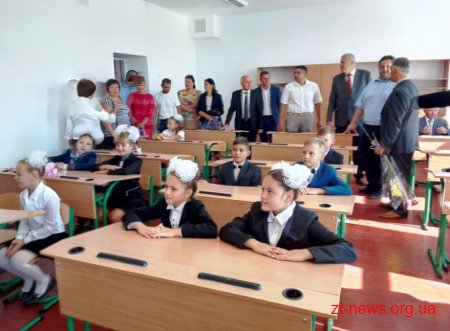 У Черняхівському районі відкрили нову школу