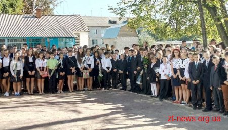 У Черняхівському районі відкрили нову школу