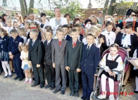 У Черняхівському районі відкрили нову школу