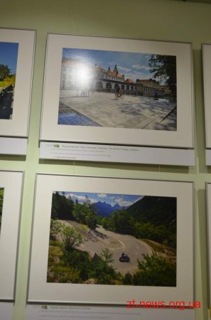 У Житомирі відкрили фотовиставку «Відчуваю Словенію. Відчуваю 25»