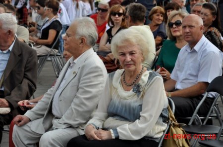 На майдані Соборному нагородили переможців конкурсу-рейтингу «Гордість міста»