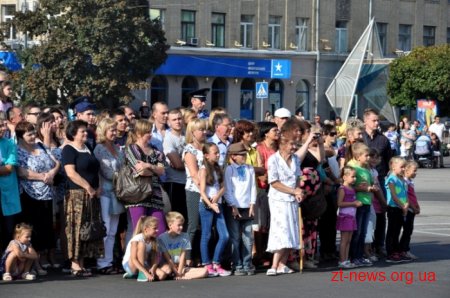 На майдані Соборному нагородили переможців конкурсу-рейтингу «Гордість міста»