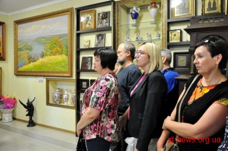 У Житомирі відкрилася виставка народного художника України