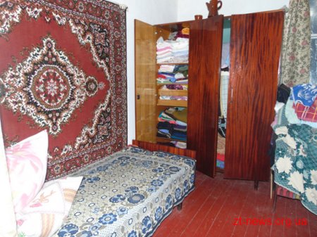 У Коростені сусіди затримали злодіїв та передали їх поліції