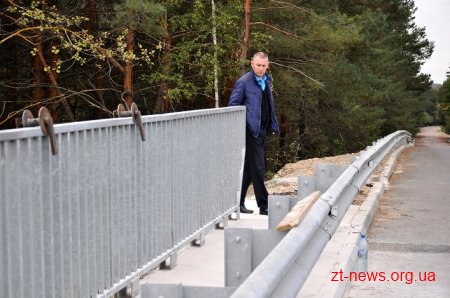 Реконструкція мосту біля с. Старики Коростенського району майже завершена