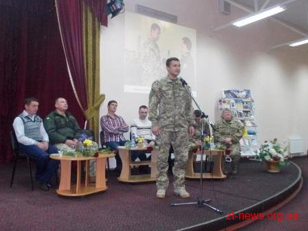 У Житомирі студенти зустрілись з медичними працівниками-учасниками АТО У Житомирі студенти зустрілись з медичними працівниками-учасниками АТО
