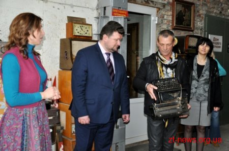 У житомирський музей «Ремісничий двір» кожен може внести свою частинку історії