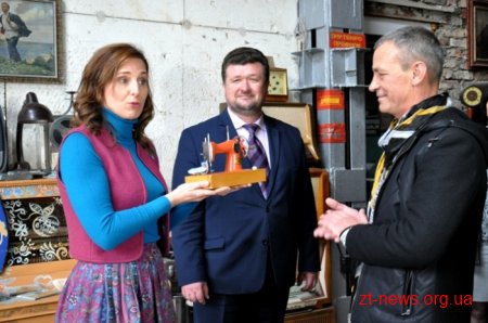 У житомирський музей «Ремісничий двір» кожен може внести свою частинку історії