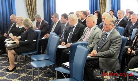 У Житомирі зібрались директори технікумів і коледжів зі всієї України