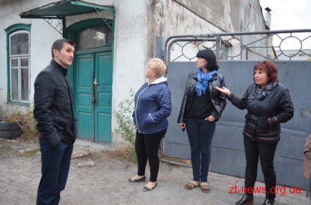 Дмитро Ткачук зустрівся з мешканцями вулиці Ново-північної, які переживають за власні помешкання