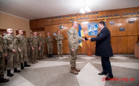 Прем’єр-міністр відвідав 199 навчальний центр ВДВ у Житомирі