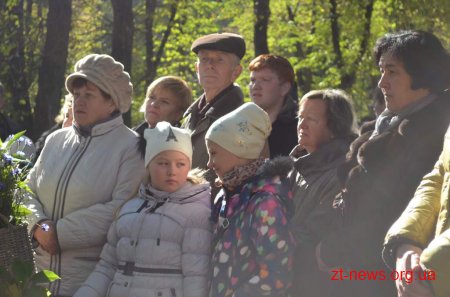 На Замковій горі відбулося Покровське весілля