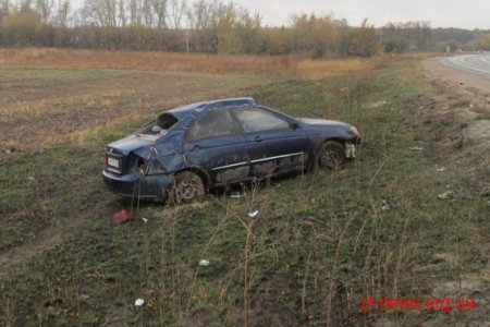 На Житомирщині перекинувся автомобіль KIA Cerato
