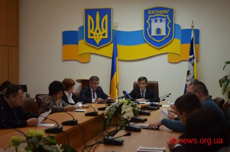 Виплату заробітної плати медичним працівникам Житомира у цьому році буде забезпечено
