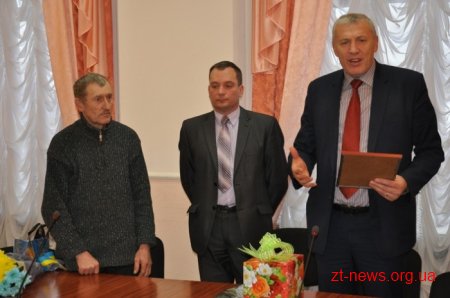 Дві родини загиблих учасників АТО області отримали житло від держави