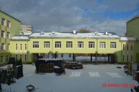 Влада Житомира проінспектувала три школи на предмет якості проведення ремонтів