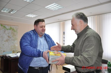 Ігор Гундич передав допомогу від Житомирщини