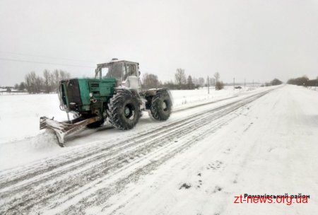 На автодорогах Житомирщини працює 132 одиниці техніки