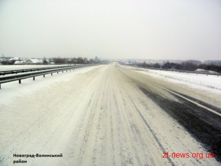 На автодорогах Житомирщини працює 132 одиниці техніки