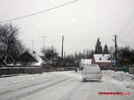 На автодорогах Житомирщини працює 132 одиниці техніки