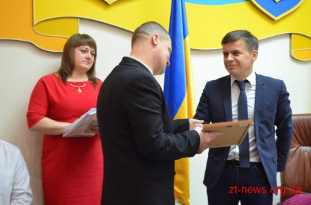 Сергій Сухомлин вручив три квартири учасникам бойових дій в Афганістані