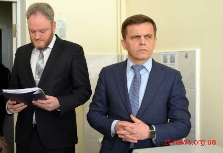 У приймальне відділення дитячої міської лікарні закуплено нове медичне обладнання