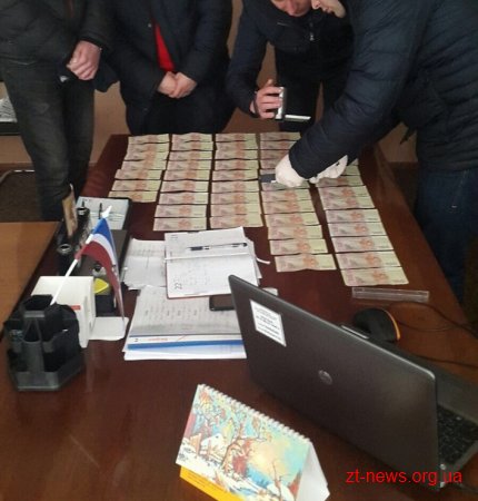 Голову Брусилівської райдержадміністрації затримали на хабарі