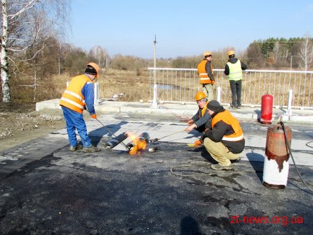 Міст біля с. Рудня-Пошта готують до укладання асфальту