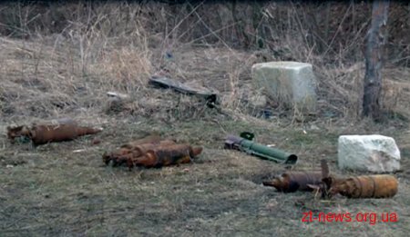 Поліція виявила склад боєприпасів та наркотики
