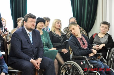 У Житомирі привітали зі святом особливих жінок