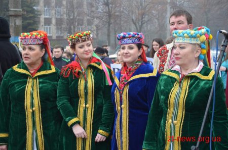 У Житомирі відзначають 203-тю річницю від дня народження Тараса Шевченка