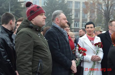У Житомирі відзначають 203-тю річницю від дня народження Тараса Шевченка