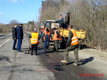 За минулий тиждень відремонтували 6 700 квадратних метрів автодоріг