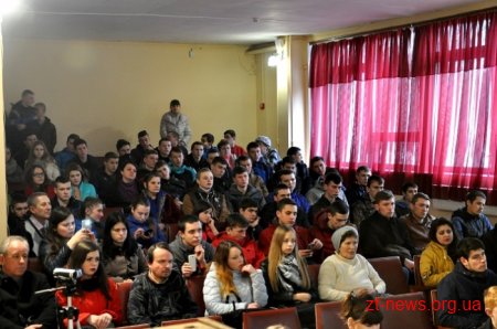 Учасник АТО Валерій Глушук презентував музичні альбоми та збірки поезій