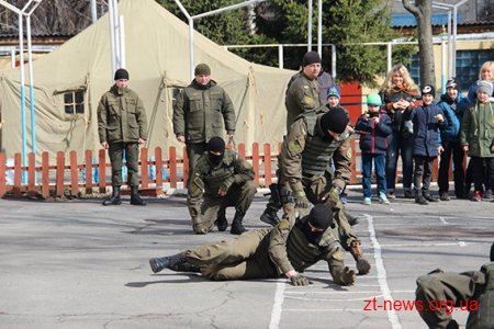 Житомирська військова частина відчинила свої двері для всіх бажаючих