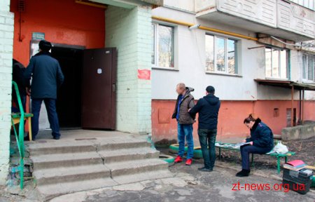 Оперативники затримали домушників "на гарячому"