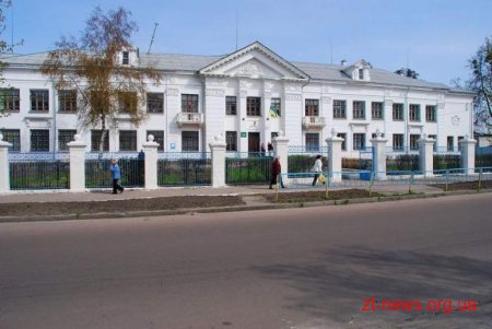 У приміщенні загальноосвітньої школи №36 були знайдені боєприпаси