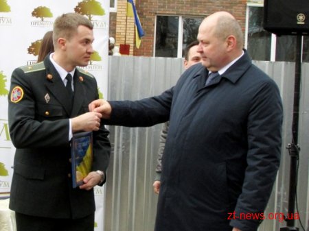 В Житомирі працівники Управління СБУ отримали сертифікати на нові квартири