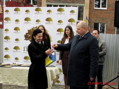В Житомирі працівники Управління СБУ отримали сертифікати на нові квартири