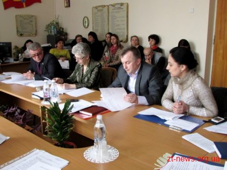 Гуманітарна комісія обласної ради розглянула ряд кадрових питань