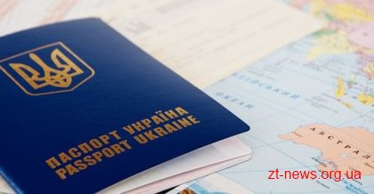 На Житомирщині громадянин України намагався виїхати за кордон по чужому паспорту На Житомирщині громадянин України намагався виїхати за кордон по чужому паспорту