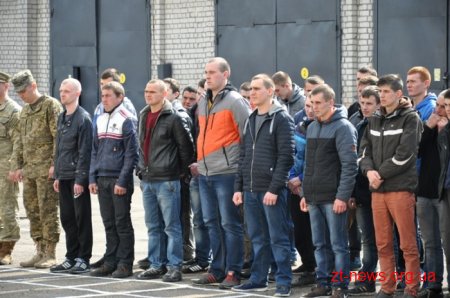 Майже 80 призовників відправили на строкову військову службу
