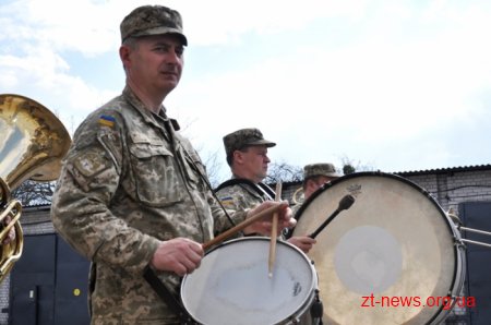 Майже 80 призовників відправили на строкову військову службу