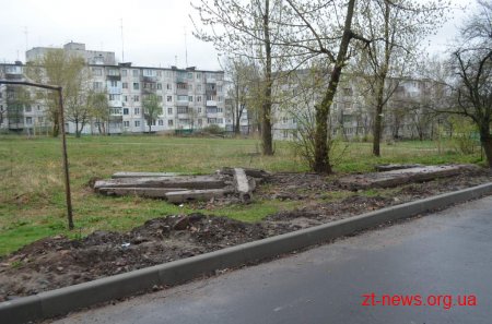 Ремонтні роботи на Польовій планують завершити до 12 квітня