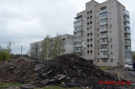 Ремонтні роботи на Польовій планують завершити до 12 квітня
