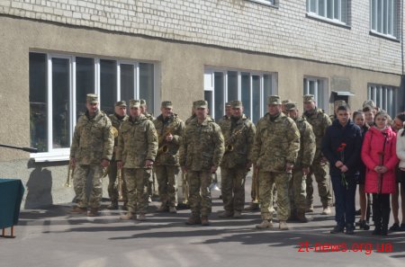 У Житомирі відкрили меморіальну дошку загиблому герою АТО Сергію Ковєшнікову