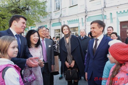 Нові екзотичні дерева з’явились на вулиці Михайлівській у Житомирі