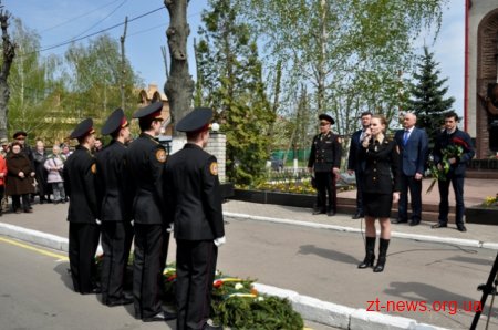 У річницю аварії на ЧАЕС у Житомирі вшанували загиблих Героїв
